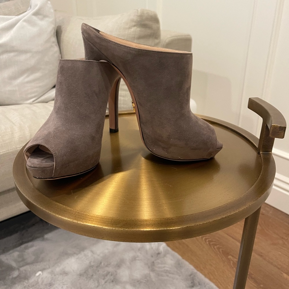 100% Authentic Prada grey suede mules. Size 38 1/2